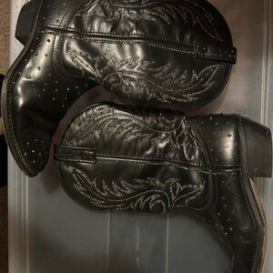 Black Embroidered Cowboy Boots with Rhinestones